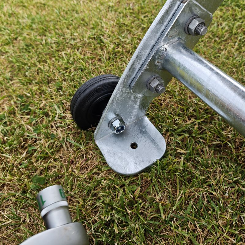 Räder für Waldsofa fix – Bild 2